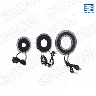 Kahe kanaliga pöördtrafod täiustatud liikumise tagasisidesüsteemide jaoks